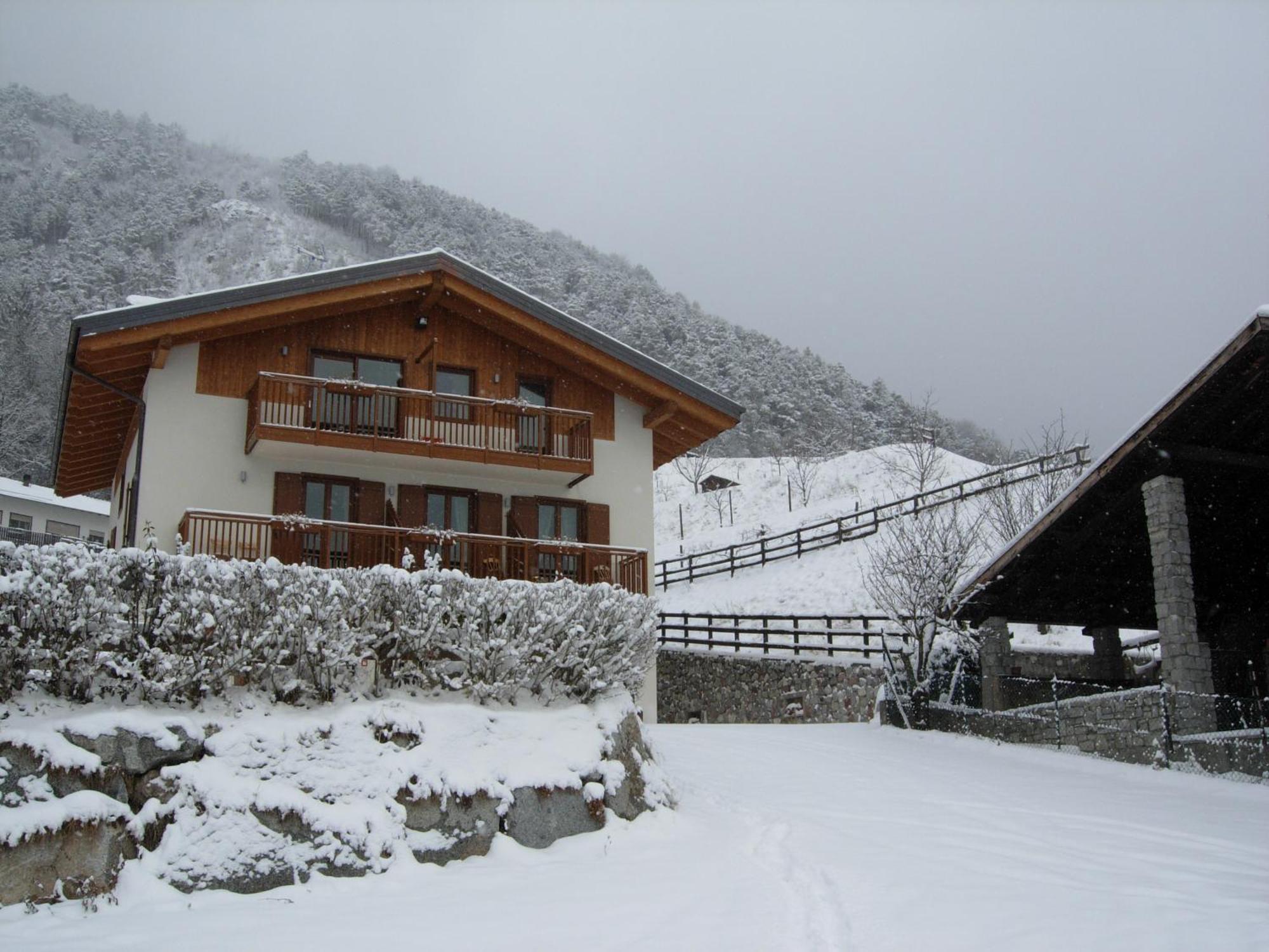 B&B Ledro Affittacamere Mezzolago Exterior foto