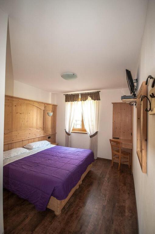 B&B Ledro Affittacamere Mezzolago Quarto foto
