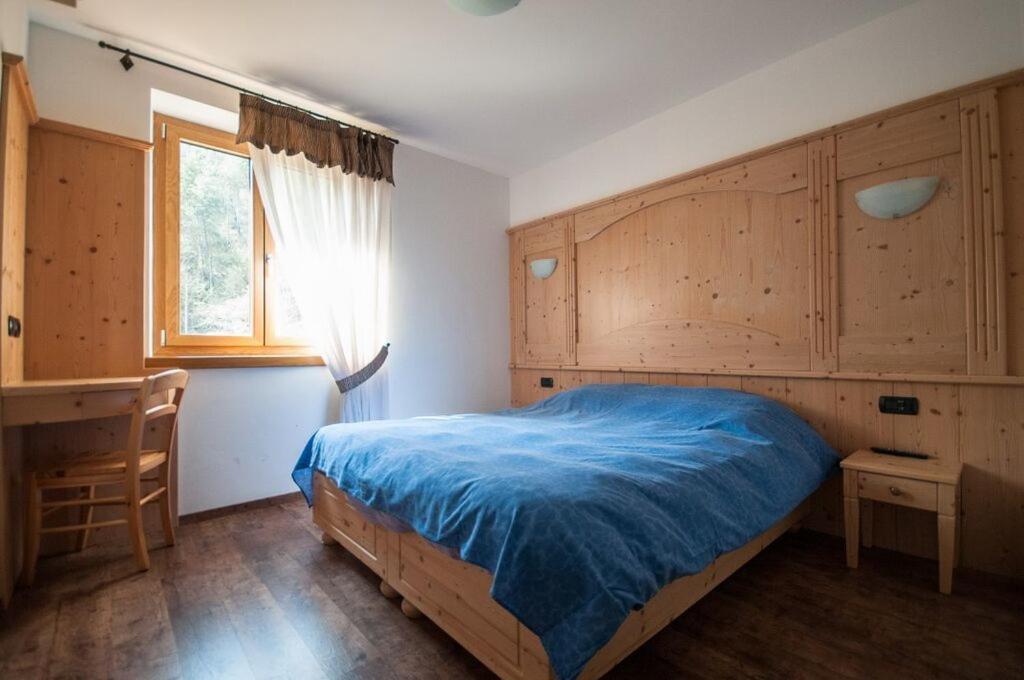 B&B Ledro Affittacamere Mezzolago Quarto foto